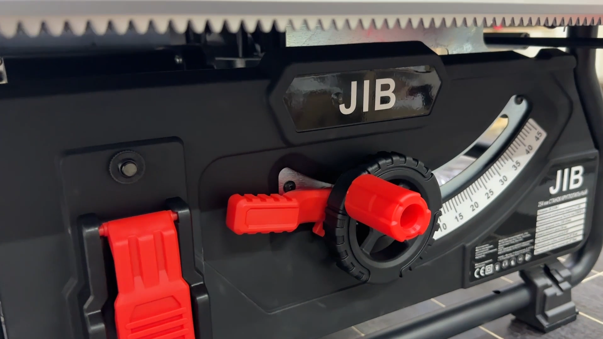 Круглопильный станок JIB 2255M-7. Почти DeWALT?