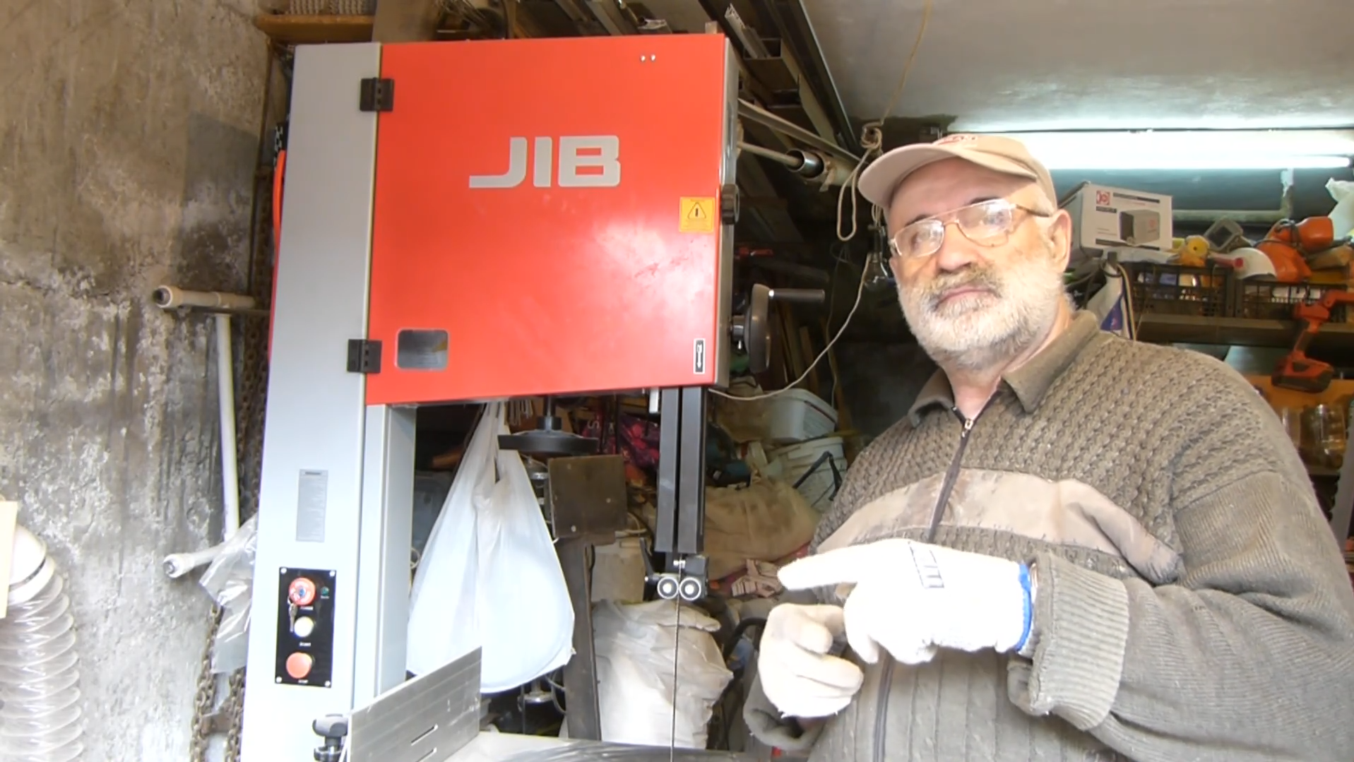 Ленточная пила JIB BS 450B и её возможности с пилорамной лентой + настройка ленты