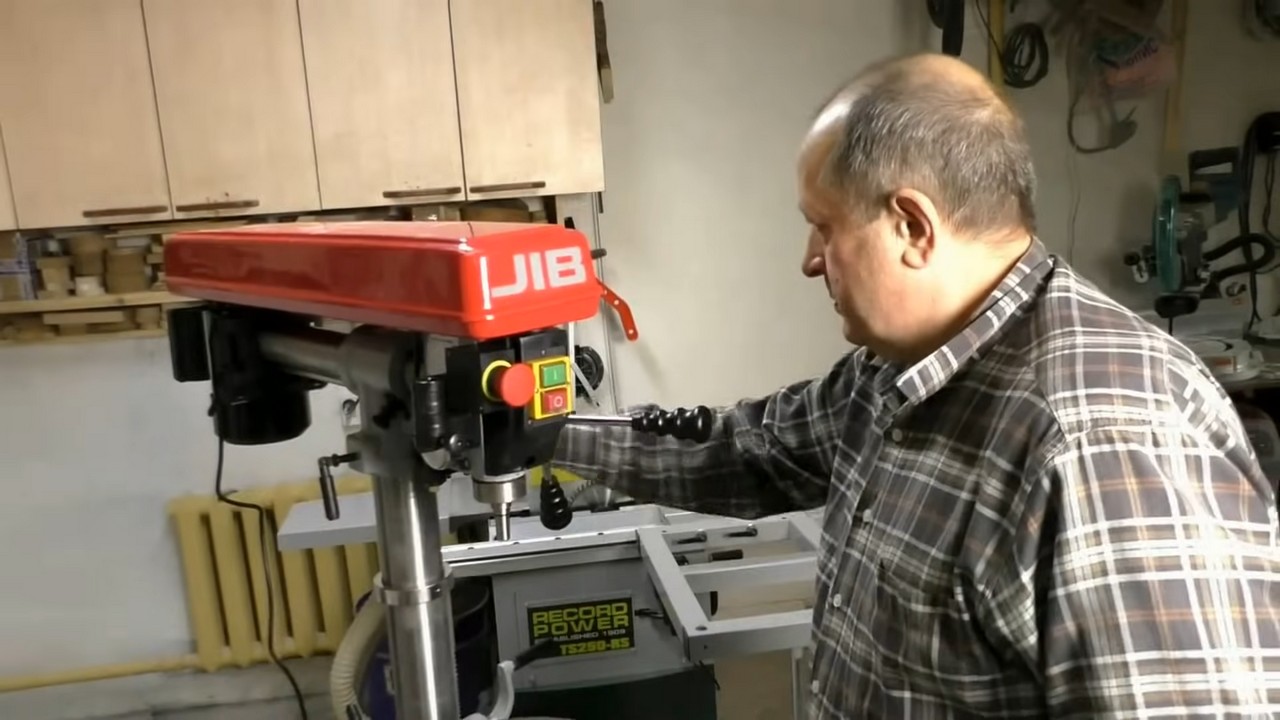 Радиально сверлильный станок JIB RDP 86016F Сборка, обзор.