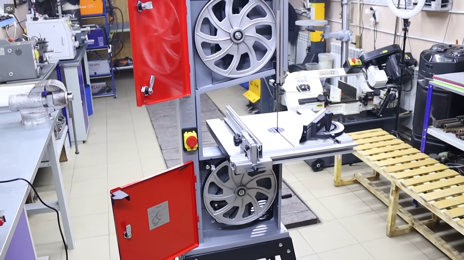 Приобрел себе в мастерскую ленточнопильный станок JIB BAS 312!