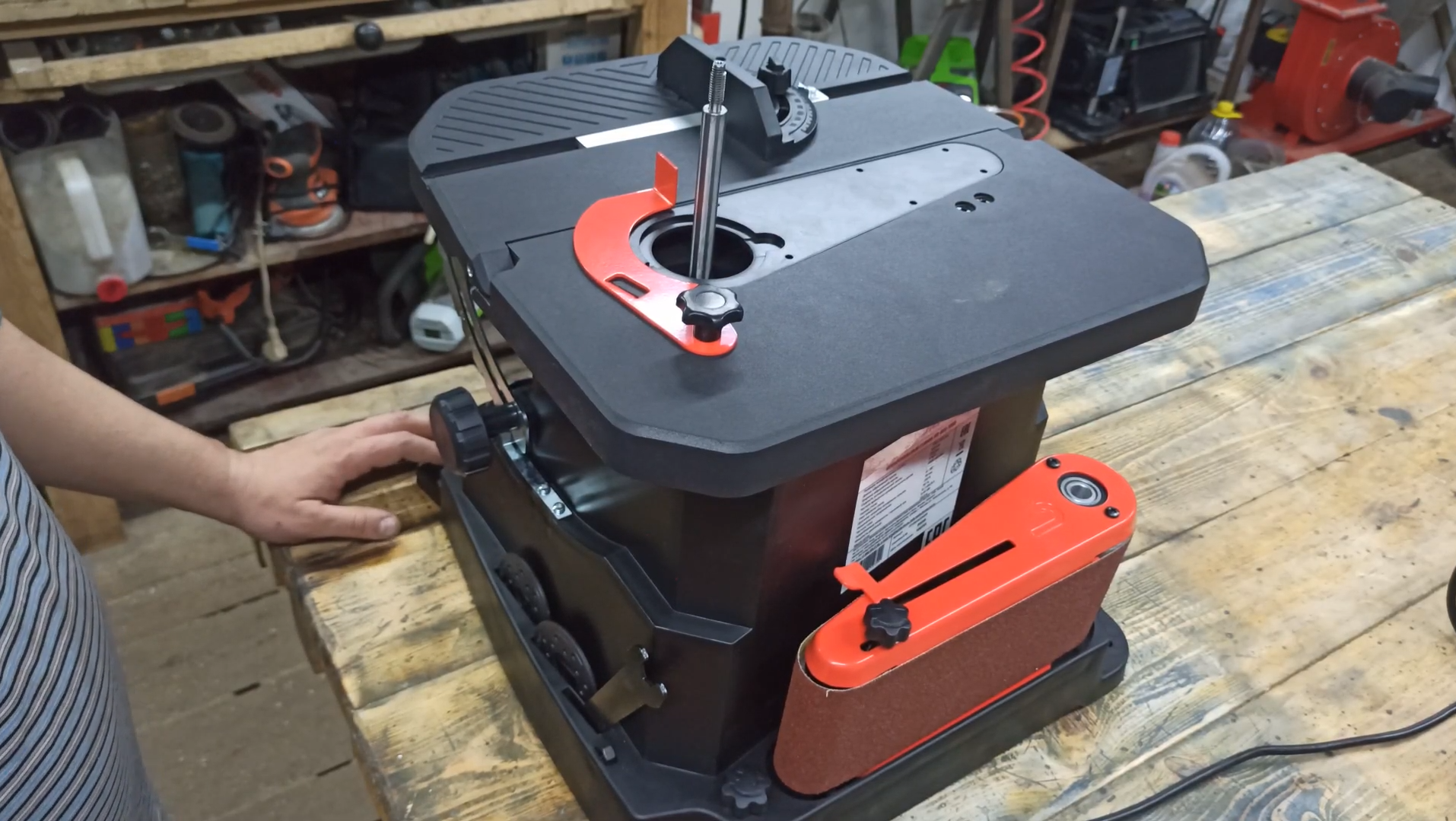У этого станка одни только плюсы. Теперь работать с деревом стало ещё интересней.