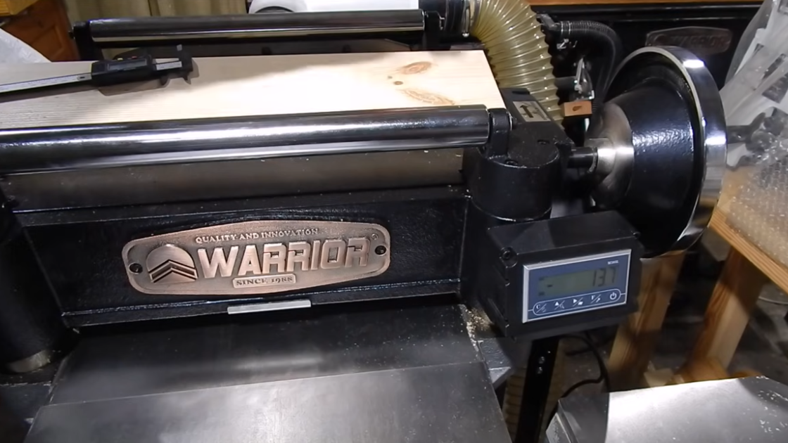 Установка цифрового индикатора на рейсмус Warrior 0204. Впечатление от рейсмуса