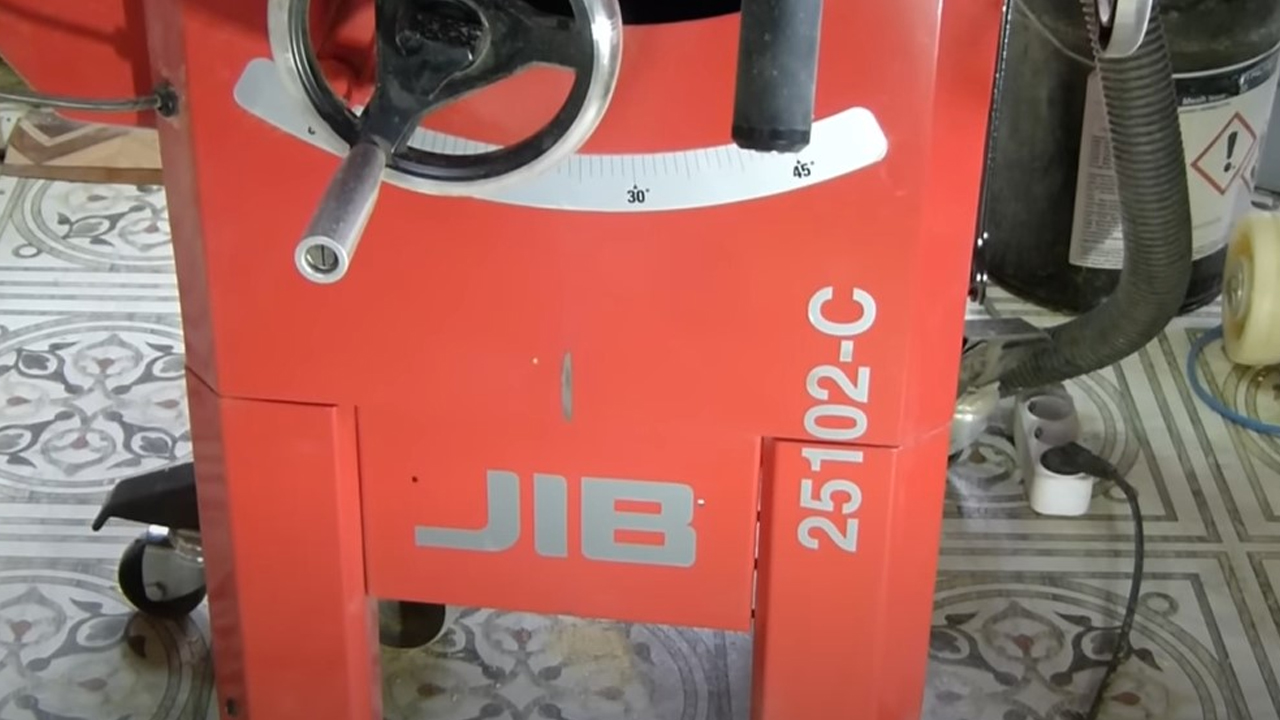 Как работает диск DADO на циркулярке JIB 25102-С