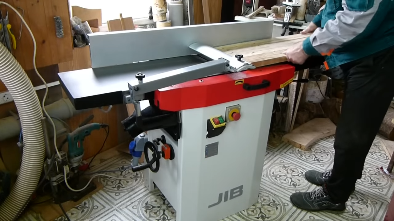 Станок по дереву JIB PT310А. Первая стружка