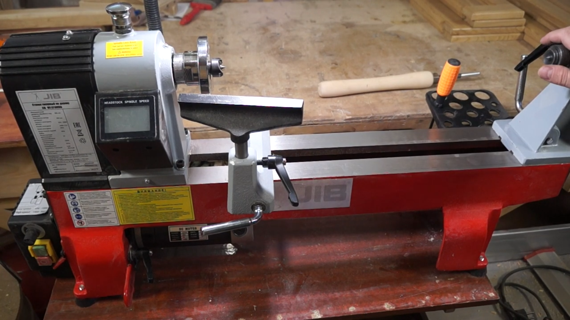 Пора осваивать токарное ремесло. Обзор токарного станка JIB WL1218VDB