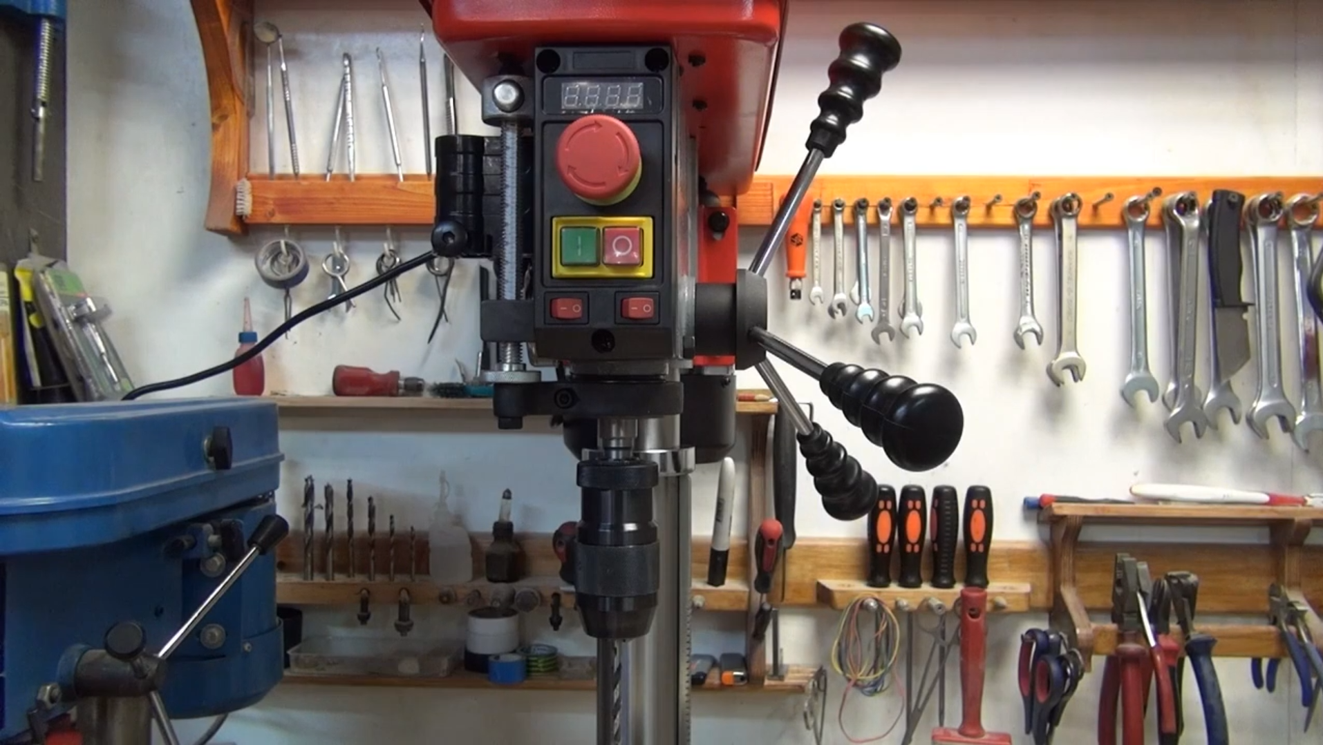 Сверлильный станок с вариатором JIB DP30016B VS часть первая