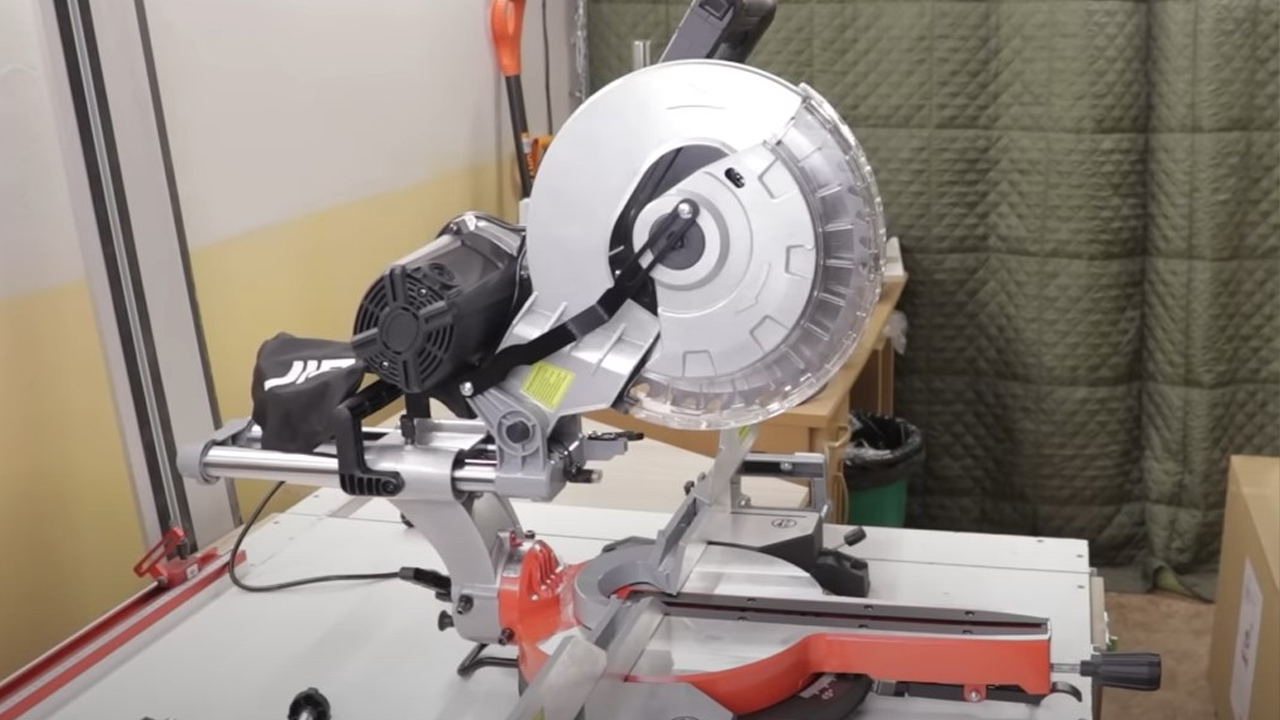 Торцовочная пила JIB 7305B-2. Обзор, настройка, тестирование.