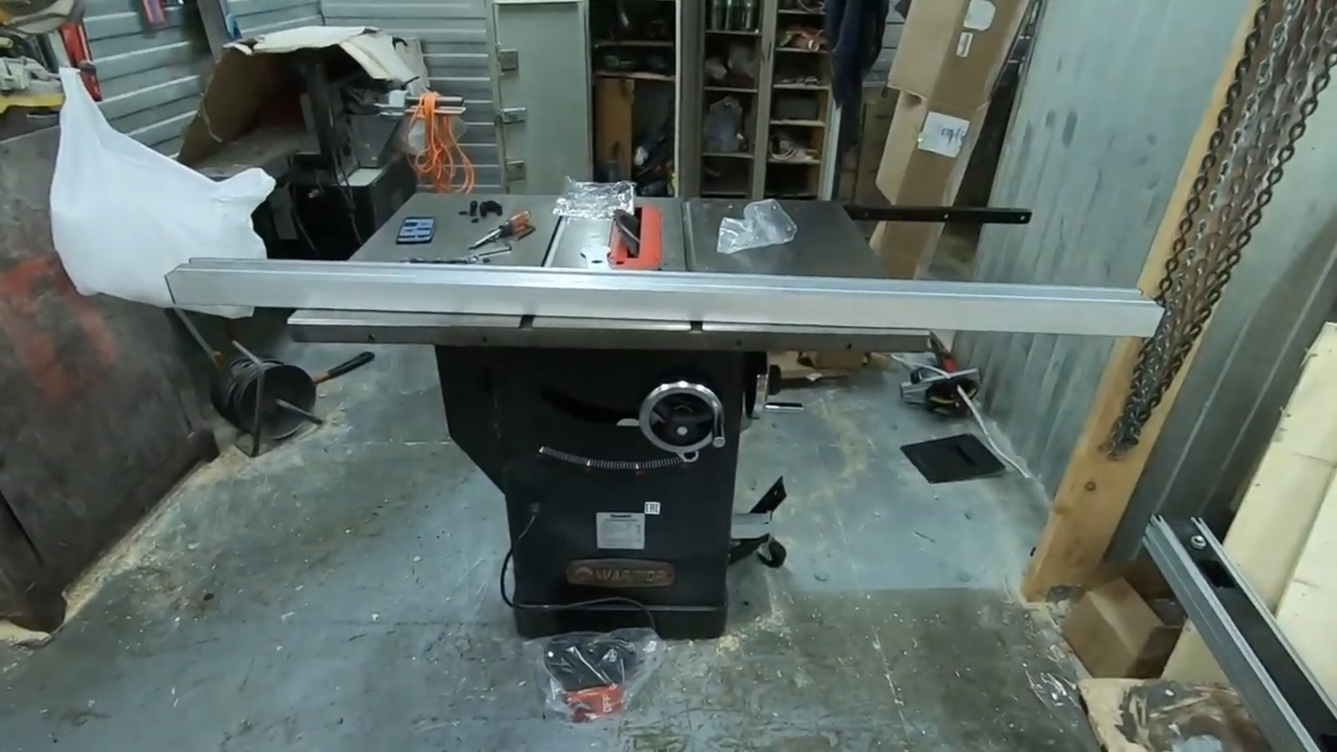 WARRIOR 0702 Станок циркулярный.