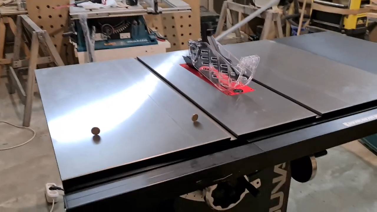 Первый запуск станка LAGUNA 3, проверка на вибрацию.