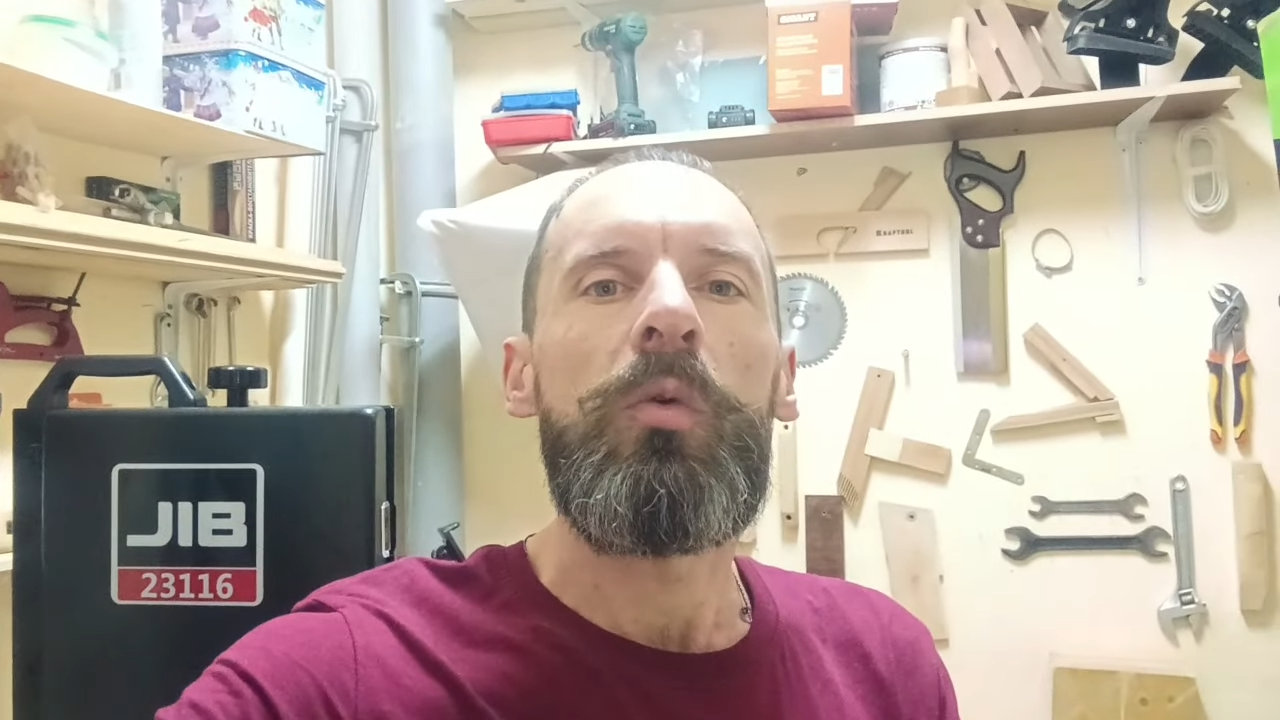 Сборка и настройка ленточной пилы Jib 23116 в домашней мастерской, пробный пил.