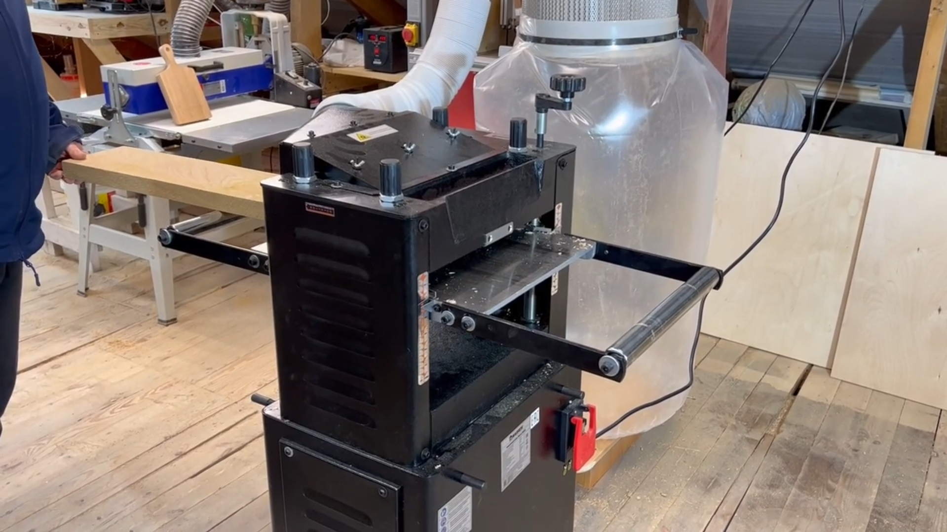 WARRIOR W0206 HL Рейсмусовый станок .