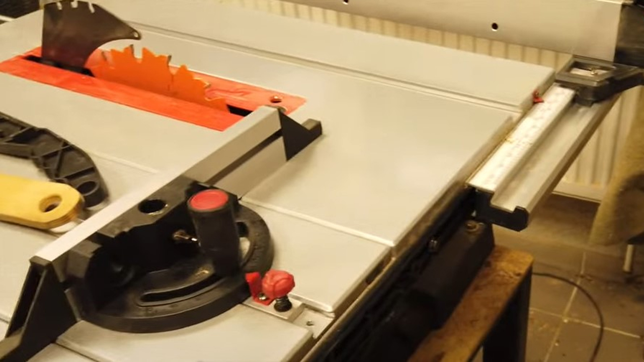 Лучшии? станок цена качество У каждого домашнего мастера он должен быть