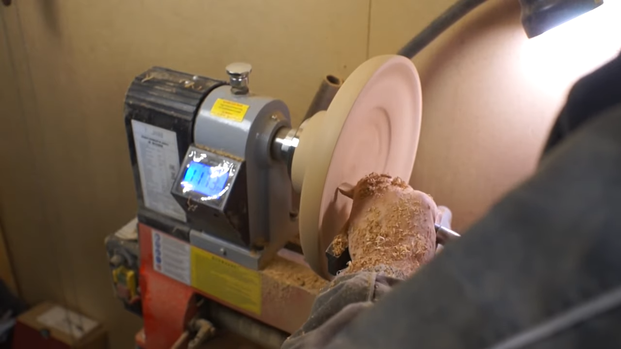 Три основных способа надежно закрепить заготовки в токарном станке