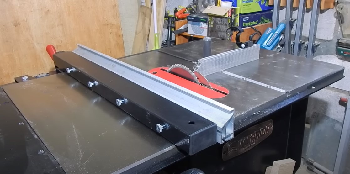 Станок круглопильный WARRIOR W0700R. Обзор и первые впечатления